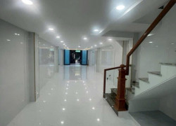 Bán Nhà Mặt tiền Âu Dương Lân, P3 Q8  (p.Rạch Ông)- nhà bán - thông tứ tung. 150 m2