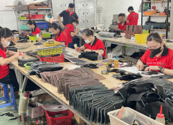 Bán Gì Trong 2025 Để Không Sợ Ế? Gợi Ý Mặt Hàng Hot, Lợi Nhuận Cao