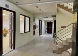 40 và 43m2 văn phòng cho thuê tại số 18 ngõ 11 thái hà. lh chủ nhà