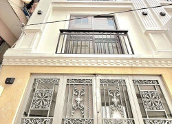 Bán tòa CHDV 5 tầng thang máy, 60tr/ tháng, kế DH công nghiệp