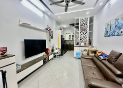 BÁN NHÀ KHƯƠNG ĐÌNH . 30M 5T MT3,5 GIÁ NHỈNH 7 TỶ CON THƯƠNG LUỌNG !