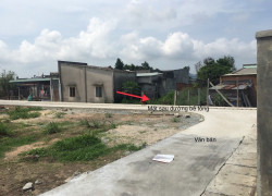 Bán 236 m đất hai mặt tiền đường nhựa có 150 m thổ cư