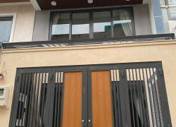 BÁN NHÀ MỘT XẸT NGUYỄN VĂN LƯỢNG, SÁT MẶT TIỀN