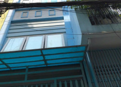 BÁN Nhà Nguyen Dinh Chieu, F4, Q3, HXH, 3 x 10m, 1 Trệt + 4 Lầu, nó hậu, 3 WC, 3 PN, rất đẹp, sạch sẽ, chắc chắn,