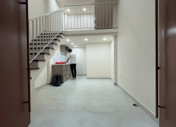 Nhà xinh sát mặt tiền trung tâm Q4
có 3 tỷ