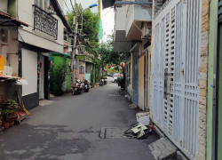 PHAN ĐĂNG LƯU 45m2 4PN, Nhà Mới Đẹp, tặng full nội thất, giá 6.15 tỷ.