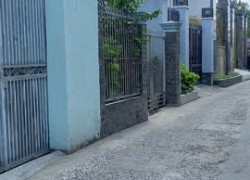 NHÀ CẤP 4 HXH (5.8M x 17M ) CHỈ 6 TY