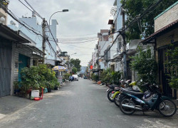 QUẬN 7 - PHƯỜNG TÂN KIỂNG. 240m2 - 7 PHÒNG - DÒNG TIỀN KHỦNG - NHỈNH 10T