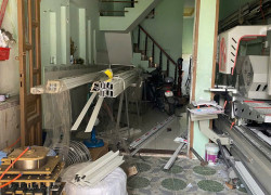 Nhôm Kính XD Trung Nam tuyển thợ chính, thợ phụ làm các công trình