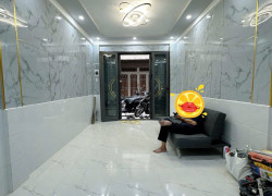 SÁT MẶT TIỀN HOÀNG DIỆU 
TRUNG TÂM Q4 -200 M Q1,Q2..
CÓ 4 TỶ