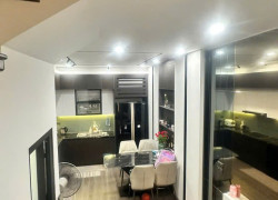 PHÂN LÔ CÁN BỘ - Ô TÔ-NỘI THẤT SỊN SÒ TẠI XA LA -HÀ ĐÔNG 12 TỶ