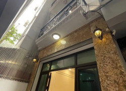SIÊU PHẨM PHỐ TRẠM – LONG BIÊN