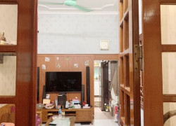 Bán nhà Xuân Đỉnh ngõ thông 32m 5 tầng 9,6 tỷ
