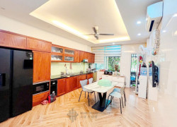 Bán nhà 69m², 4 tầng mặt phố Bùi Xương Trạch, quận Thanh Xuân, nhỉnh 24 tỷ