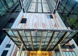 Bán nhanh căn D1-708, căn góc 3 ngủ  tòa Diamond Residence 25 Lê Văn Lương