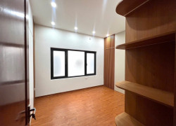 Nhà mới Tinh Trung Tâm Phúc Lợi Long Biên