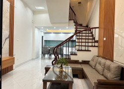 HÀNG HIẾM CẠNH VIỆN TÂM ANH