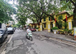 Hiếm có nhà phố cổ bán DT352 m2, Mặt tiền 11m giá chỉ 180 tỷ