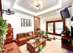 Bán SIÊU PHẨM Ô TÔ ĐỖ CỬA 50 m2 giá 14.4 TỶ tại Thái Thịnh, Đống Đa.