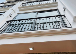 Bán Nhà 7 Tầng Thang Máy – Ngõ 68 Cầu Giấy – 42m² – MT 4m – Trung Tâm – Chỉ 12.2 Tỷ!