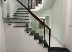 Bán gấp nhà đẹp Mỹ Đình, nhà mới, có gác lửng, tiện ích đầy đủ, về ở luôn, 4.5 tầng 45m2. Giá 9.5 tỷ