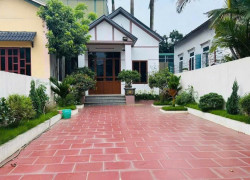 Bán đất tặng nhà tại Đông Yên. 165m full thổ cư