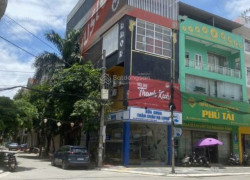 Cho thuê nhà mặt phố khu vực nút giao Hoàng Hoa Thám – Lạc Long Quân – Thụy Khuê – Võ Chí Công