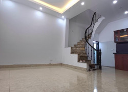 NHÀ ĐẸP MINH KHAI – 30M² – 5 TẦNG – 6.3 TỶ