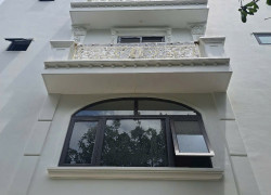Bán nhà Thạch Bàn 35m 6t mt 7m 9.8 tỷ ô tô tránh đỗ trước nhà, thang máy
