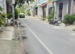 NHÀ MẶT TIỀN KINH DOANH – 4 TẦNG – DT: 70M2  - TÂN KIỂNG – QUẬN 7 – GIÁ NHỈNH 12 TỶ