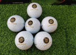 Thảm phát bóng golf