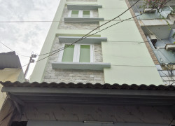 Siêu hot - 5.5 tỷ TL, Nhà 4 tầng, 4x8m, đường Phạm Văn Hai, P3, TB, cạnh chợ Phạm Văn Hai