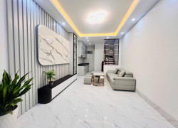 NHÀ ĐẸP Ở LUÔN TRẦN QUỐC VƯỢNG  - THOÁNG TRƯỚC SAU - NGÕ 3 GÁC PHÓNG - GẦN PHỐ - NỘI THẤT XỊN - TẶNG FULL NỘI THẤT.