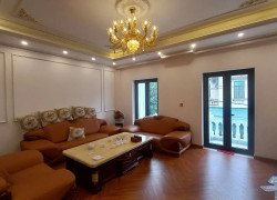 Bán nhà ngõ 95 Việt Hưng 95m 5t mt 6m 23.9 tỷ gara ô tô, thang máy ngõ thông