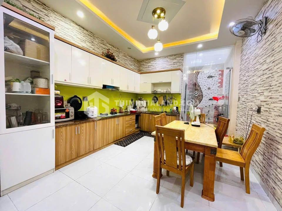 BÁN NHÀ 1 TRỆT 2 LẦU_KHU SONG NGỮ_PHẠM NGỌC THẠCH_PHƯỜNG 9_VŨNG TÀU_ĐÔNG NAM_CHỈ 11.5 TỶ
