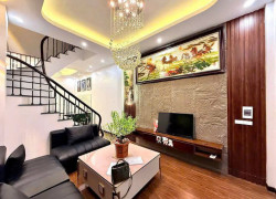 GIẢM CHÀO 300 TRIỆU, HOÀNG VĂN THÁI, THANH XUÂN. 45M2, 5 TẦNG, GIÁ 13,9 TỶ. Ô TÔ TRÁNH