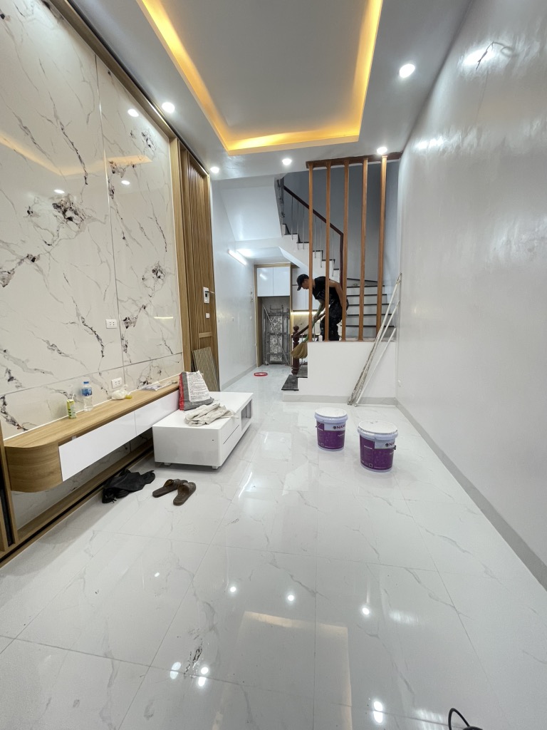 NHÀ MỚI HOÀN THIỆN - 5 TẦNG FULL NỘI THẤT - NGÕ RỘNG XE TẢI TRÁNH - CHÙA HÀ - 7,X TỶ