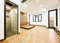 Nhà đẹp Xuân La 39 mét 6 tầng thang máy 10,5 tỉ
