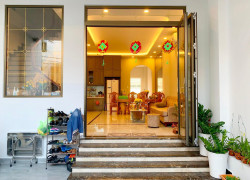 CHÍNH CHỦ CẦN BÁN NGAY NHÀ MỚI HẺM Ô TÔ QUẬN  4