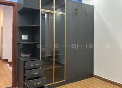 Tủ Quần Áo Gỗ Công Nghiệp MDF Cửa Lùa Kịch Trần Có Kệ Trang trí