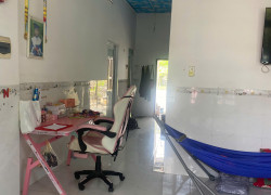 Nhà cấp 4 thiết kế 2 căn 1 cặp. đường Tân Phước phường Phuóc Long Nha Trang 
Quy cách: 1 phòng thờ - 2 phòng ngủ - Bếp