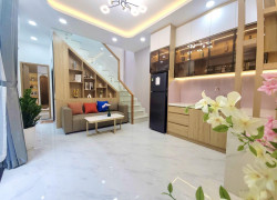 Nhà đẹp Bình Thạnh Full Nội Thất, Ôtô cạnh nhà - 37m2, ngang to 9,5m - CHỉ 5 tỷ nhỉnh