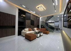 NHÀ TÂN KIỂNG QUẬN 7 - CỰC HIẾM NGANG 8M - XE HƠI NGỦ TRONG NHÀ - CHỈ 15 TỶ