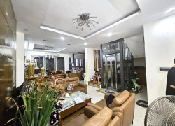 Bán nhà Hoàng Hoa Thám, Ba Đình, ngõ thông 90m2, 4.5 tầng thang máy, chỉ 17.9 tỷ