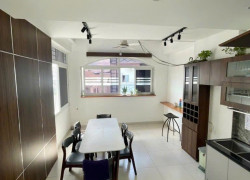 Cơ hội đầu tư cực ngon! Nhà 3 tầng, 5 pn, 5WC ngay trung tâm Tân Bình - 8.9 tỷ