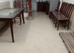 cần bán nhà trong ngõ phố tam trinh
