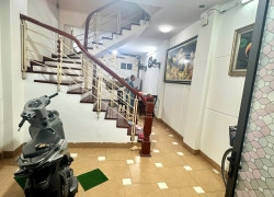 NHÀ HIẾM PHỐ PHAN KẾ BÍNH-BA ĐÌNH. 40M2x 5 Tầng- MT4m -8,5 Tỷ