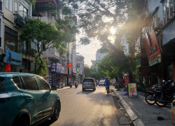 NHỈNH 17TỶ NHÀ 2 MẶT PHỐ QUẬN TÂY HỒ-37M-MẶT TIỀN RỘNG-KINH DOANH SẦM UẤT