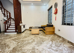 Bán nhà riêng Long Biên