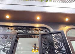 Bán nhà Phố Trạm,Long Biên 5 tầng,38m,mt4.7m oto đỗ cổng nhỉnh 7 tỷ
